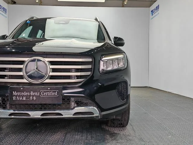 Mercedes-Benz GLB 2024 Restyling GLB 220 Dynamic interior photo 19 Mercedes-Benz GLB 2024 Restyling GLB 220 Dynamic interior photo 19