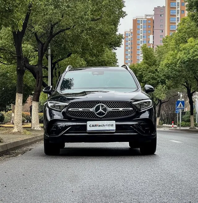 Mercedes-Benz GLC 2023 GLC 260 L 4MATIC Dinámico 5 Asiento exterior foto 2 Mercedes-Benz GLC 2023 GLC 260 L 4MATIC Dinámico 5 Asiento exterior foto 2