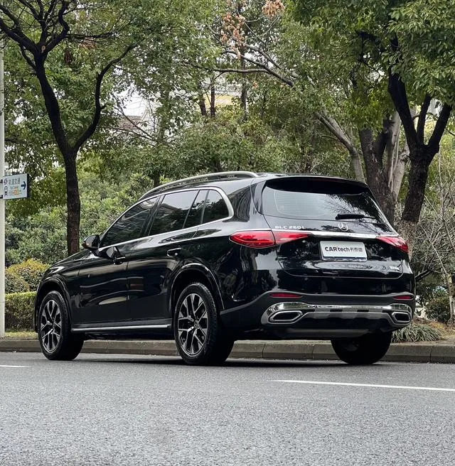 Mercedes-Benz GLC 2023 GLC 260 L 4MATIC Dinámico 5 Asiento exterior foto 6 Mercedes-Benz GLC 2023 GLC 260 L 4MATIC Dinámico 5 Asiento exterior foto 6