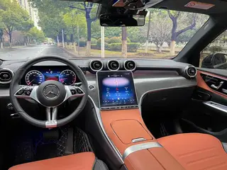 Mercedes-Benz GLC 2023 GLC 260 L 4MATIC Dinámico 5 Asiento interior foto 15 Mercedes-Benz GLC 2023 GLC 260 L 4MATIC Dinámico 5 Asiento interior foto 15