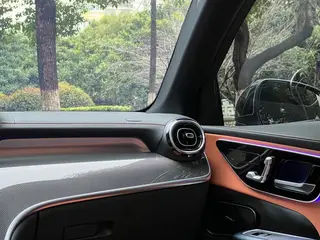Mercedes-Benz GLC 2023 GLC 260 L 4MATIC Dinámico 5 Asiento interior foto 18 Mercedes-Benz GLC 2023 GLC 260 L 4MATIC Dinámico 5 Asiento interior foto 18