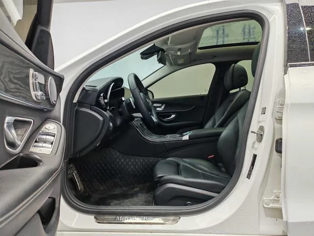 Mercedes-Benz C-Class 2021 C 260 L Edición tibetana de Sports Star Yaozhen interior foto 11