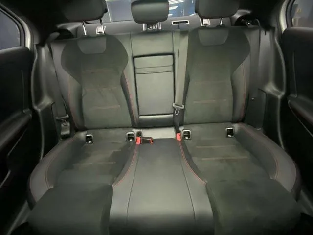 Mercedes-Benz A-Class 2025 A 200 L Fashion Edition interior photo 20 Mercedes-Benz A-Class 2025 A 200 L Fashion Edition interior photo 20