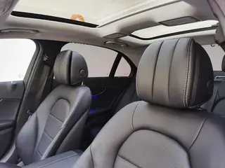 Mercedes-Benz C-Class 2021 C 260 L Sports version interior photo 11 Mercedes-Benz C-Class 2021 C 260 L Sports version interior photo 11