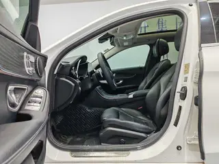 Mercedes-Benz C-Class 2021 C 260 L Sports version interior photo 11