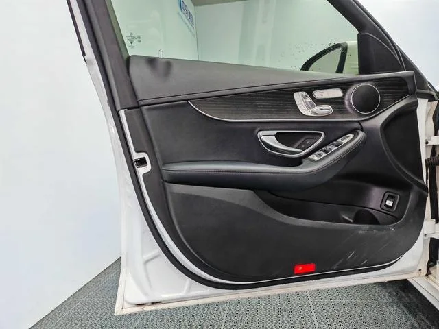 Mercedes-Benz C-Class 2021 C 260 L Sports version interior photo 13
