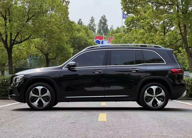 Mercedes-Benz GLB 2020 GLB 200 Fashionable exterior photo 8 Mercedes-Benz GLB 2020 GLB 200 Fashionable exterior photo 8