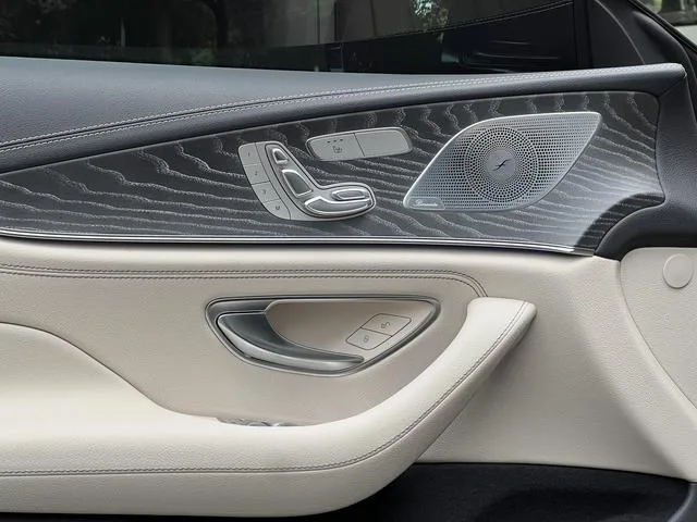 Mercedes-Benz CLS 2023 CLS 300 Luxury type exterior photo 8 Mercedes-Benz CLS 2023 CLS 300 Luxury type exterior photo 8