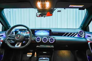 Mercedes-Benz A-Class AMG 2024 AMG A 35 L 4MATIC interior foto 10
