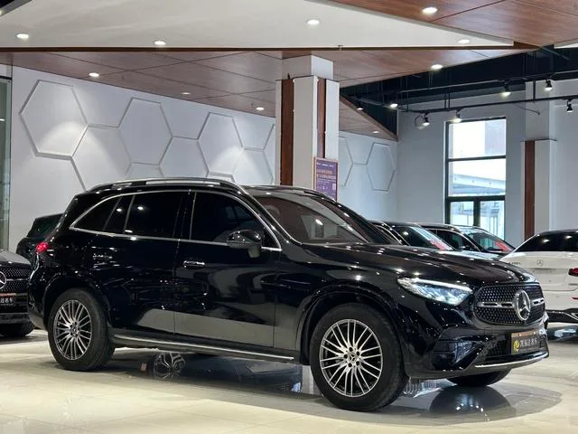 Mercedes-Benz GLC 2024 GLC 300 L 4MATIC Dynamic 5 seat exterior photo 3 Mercedes-Benz GLC 2024 GLC 300 L 4MATIC Dynamic 5 seat exterior photo 3