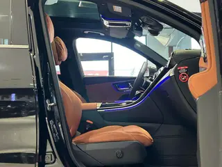 Mercedes-Benz GLC 2024 GLC 300 L 4MATIC Dynamic 5 seat interior photo 9 Mercedes-Benz GLC 2024 GLC 300 L 4MATIC Dynamic 5 seat interior photo 9