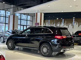 Mercedes-Benz GLC 2024 GLC 300 L 4MATIC Dynamic 5 seat interior photo 14 Mercedes-Benz GLC 2024 GLC 300 L 4MATIC Dynamic 5 seat interior photo 14
