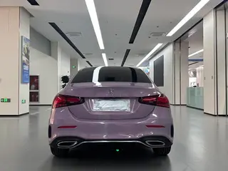 Mercedes-Benz A-Class 2023 A 200 L Edición de moda de coche deportivo exterior foto 6