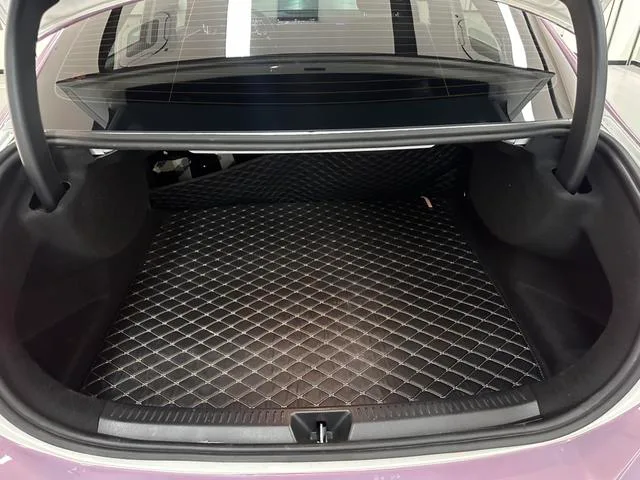 Mercedes-Benz A-Class 2023 A 200 L Edición de moda de coche deportivo interior foto 19
