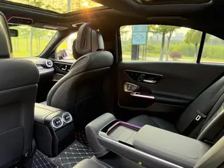 Mercedes-Benz C-Class 2024 C 260 L Edición deportiva Haoye interior foto 11 Mercedes-Benz C-Class 2024 C 260 L Edición deportiva Haoye interior foto 11