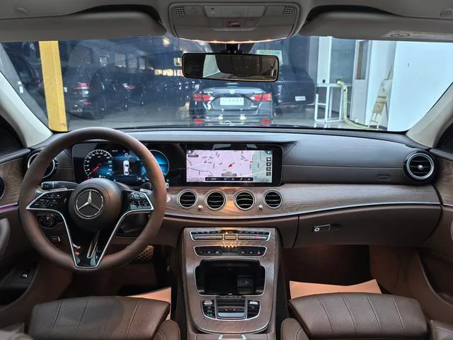Mercedes-Benz E-Class 2021 E 260 L Passenger car exterior photo 4