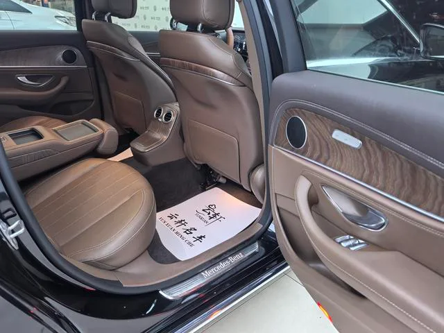 Mercedes-Benz E-Class 2021 E 260 L Passenger car interior photo 9