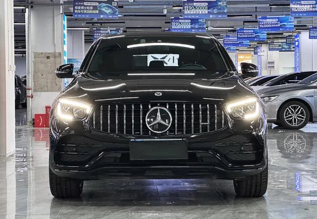 Mercedes-Benz Mercedes-AMG GLC Coupe 2020 AMG GLC 43 4MATIC coupe SUV exterior photo 6 Mercedes-Benz Mercedes-AMG GLC Coupe 2020 AMG GLC 43 4MATIC coupe SUV exterior photo 6