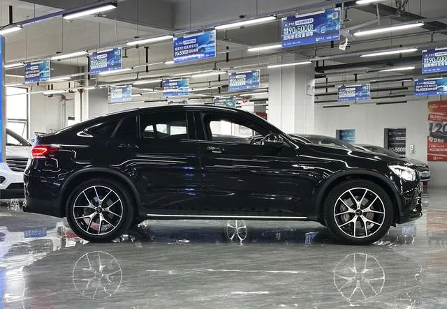 Mercedes-Benz Mercedes-AMG GLC Coupe 2020 AMG GLC 43 4MATIC coupe SUV exterior photo 8 Mercedes-Benz Mercedes-AMG GLC Coupe 2020 AMG GLC 43 4MATIC coupe SUV exterior photo 8