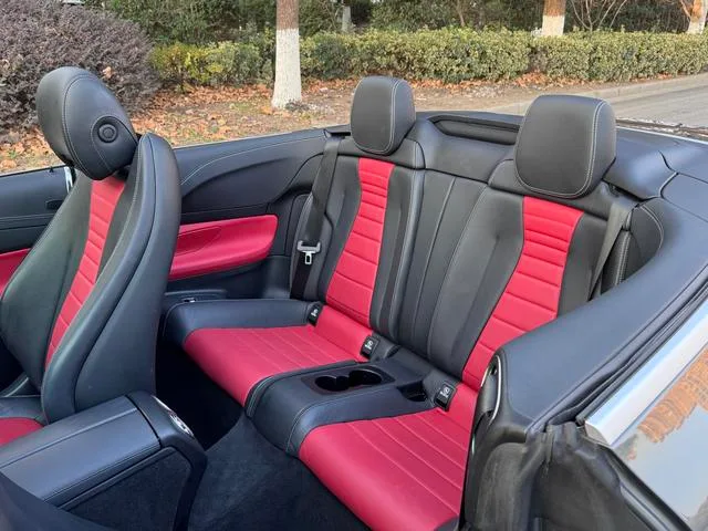 Mercedes-Benz E-Class (Imported) 2020 E 260 Convertible Coupe interior photo 17 Mercedes-Benz E-Class (Imported) 2020 E 260 Convertible Coupe interior photo 17