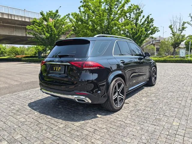 Mercedes-Benz GLE (Imported) 2023 GLE 350 4MATIC Dynamic exterior photo 4 Mercedes-Benz GLE (Imported) 2023 GLE 350 4MATIC Dynamic exterior photo 4