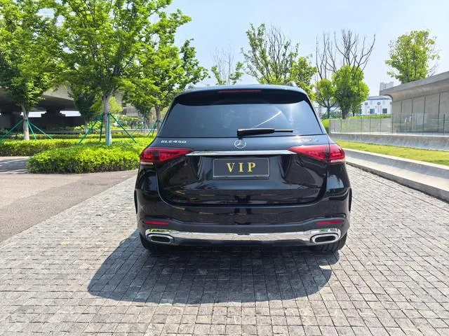 Mercedes-Benz GLE (Imported) 2023 GLE 350 4MATIC Dynamic exterior photo 5 Mercedes-Benz GLE (Imported) 2023 GLE 350 4MATIC Dynamic exterior photo 5