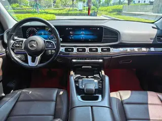 Mercedes-Benz GLE (Imported) 2023 GLE 350 4MATIC Dynamic interior photo 7 Mercedes-Benz GLE (Imported) 2023 GLE 350 4MATIC Dynamic interior photo 7