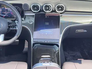 Mercedes-Benz CLE 2025 CLE 260 Convertible Coupe interior photo 14 Mercedes-Benz CLE 2025 CLE 260 Convertible Coupe interior photo 14