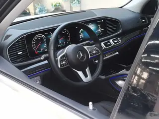 Mercedes-Benz GLE (Imported) 2023 GLE 450 4MATIC Estilo de moda exterior foto 8 Mercedes-Benz GLE (Imported) 2023 GLE 450 4MATIC Estilo de moda exterior foto 8