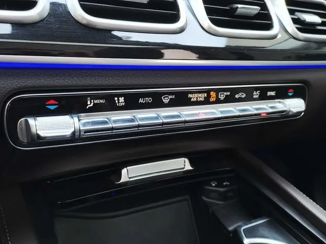 Mercedes-Benz GLE (Imported) 2023 GLE 450 4MATIC Estilo de moda interior foto 18 Mercedes-Benz GLE (Imported) 2023 GLE 450 4MATIC Estilo de moda interior foto 18