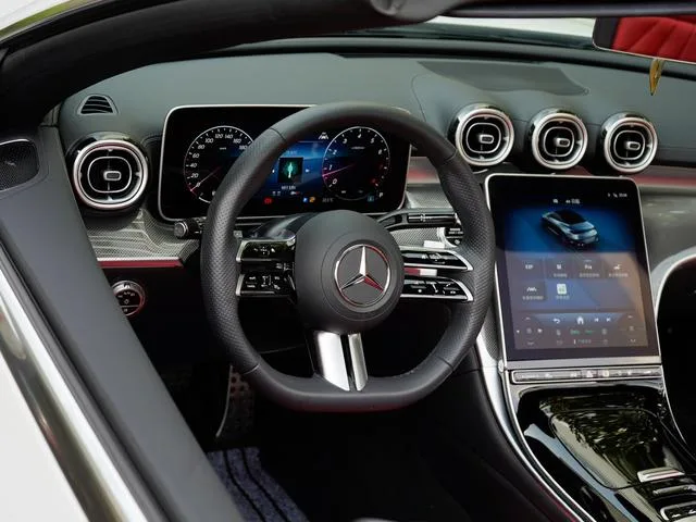 Mercedes-Benz CLE 2024 CLE 300 4MATIC Convertible Coupe interior photo 11 Mercedes-Benz CLE 2024 CLE 300 4MATIC Convertible Coupe interior photo 11
