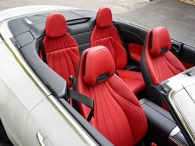 Mercedes-Benz CLE 2024 CLE 300 4MATIC Convertible Coupe interior photo 15 Mercedes-Benz CLE 2024 CLE 300 4MATIC Convertible Coupe interior photo 15