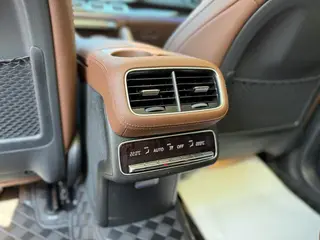 Mercedes-Benz GLE (Imported) 2024 Restyling GLE 350 4MATIC Fashionable interior photo 11 Mercedes-Benz GLE (Imported) 2024 Restyling GLE 350 4MATIC Fashionable interior photo 11