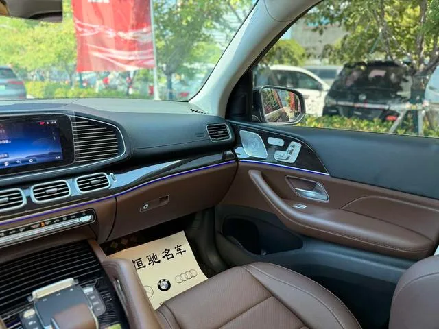 Mercedes-Benz GLE (Imported) 2024 Restyling GLE 350 4MATIC Fashionable interior photo 12 Mercedes-Benz GLE (Imported) 2024 Restyling GLE 350 4MATIC Fashionable interior photo 12