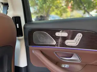Mercedes-Benz GLE (Imported) 2024 Restyling GLE 350 4MATIC Fashionable interior photo 13 Mercedes-Benz GLE (Imported) 2024 Restyling GLE 350 4MATIC Fashionable interior photo 13