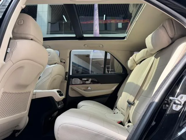 Mercedes-Benz GLE (Imported) 2024 Restyling GLE 350 4MATIC Fashionable interior photo 15 Mercedes-Benz GLE (Imported) 2024 Restyling GLE 350 4MATIC Fashionable interior photo 15