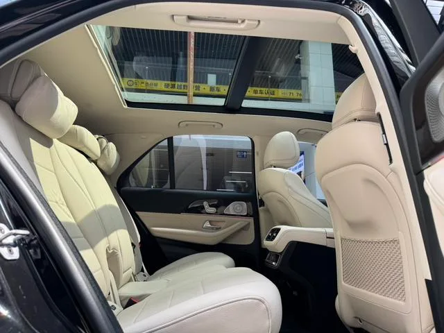 Mercedes-Benz GLE (Imported) 2024 Restyling GLE 350 4MATIC Fashionable interior photo 19 Mercedes-Benz GLE (Imported) 2024 Restyling GLE 350 4MATIC Fashionable interior photo 19