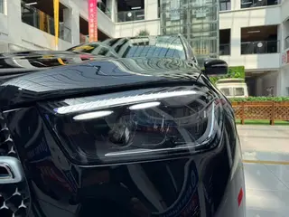 Mercedes-Benz GLE (Imported) 2024 Restyling GLE 350 4MATIC Fashionable interior photo 20 Mercedes-Benz GLE (Imported) 2024 Restyling GLE 350 4MATIC Fashionable interior photo 20
