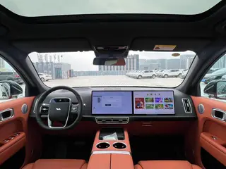 Li Auto L7 2025 Max Edición de renovación inteligente interior foto 9 Li Auto L7 2025 Max Edición de renovación inteligente interior foto 9