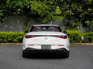 Mercedes-Benz CLE 2024 CLE 300 4MATIC Coupé convertible exterior foto 8 Mercedes-Benz CLE 2024 CLE 300 4MATIC Coupé convertible exterior foto 8