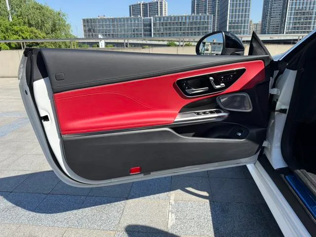 Mercedes-Benz CLE 2025 CLE 300 4MATIC Convertible Coupe exterior photo 7 Mercedes-Benz CLE 2025 CLE 300 4MATIC Convertible Coupe exterior photo 7
