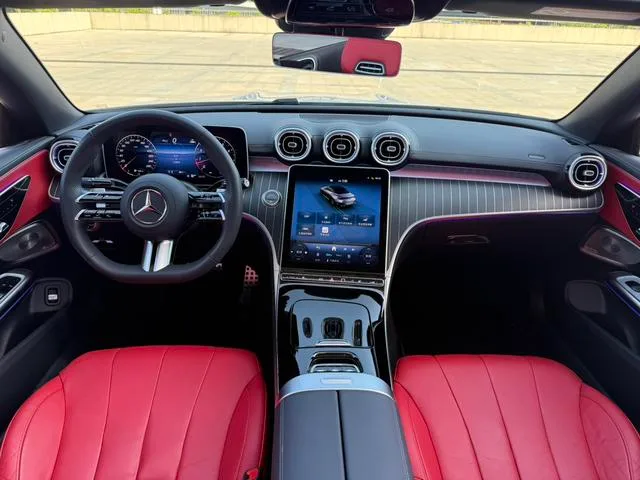 Mercedes-Benz CLE 2025 CLE 300 4MATIC Convertible Coupe interior photo 13 Mercedes-Benz CLE 2025 CLE 300 4MATIC Convertible Coupe interior photo 13
