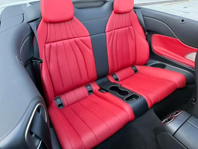 Mercedes-Benz CLE 2025 CLE 300 4MATIC Convertible Coupe interior photo 16 Mercedes-Benz CLE 2025 CLE 300 4MATIC Convertible Coupe interior photo 16