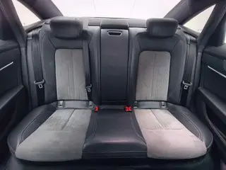 Audi A6L 2022 40 TFSI Deluxe Dynamic interior photo 15 Audi A6L 2022 40 TFSI Deluxe Dynamic interior photo 15