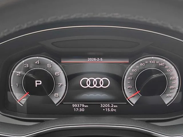 Audi A6L 2022 40 TFSI Deluxe Dynamic interior photo 17 Audi A6L 2022 40 TFSI Deluxe Dynamic interior photo 17