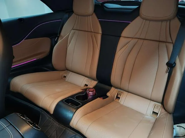 Mercedes-Benz CLE 2025 CLE 260 Coupé cabriolet extérieur photo 10 Mercedes-Benz CLE 2025 CLE 260 Coupé cabriolet extérieur photo 10