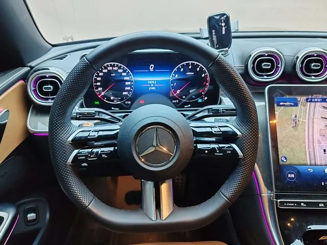 Mercedes-Benz CLE 2025 CLE 260 Coupé cabriolet intérieur photo 17 Mercedes-Benz CLE 2025 CLE 260 Coupé cabriolet intérieur photo 17