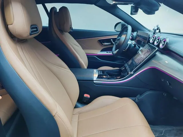 Mercedes-Benz CLE 2025 CLE 260 Coupé cabriolet intérieur photo 19 Mercedes-Benz CLE 2025 CLE 260 Coupé cabriolet intérieur photo 19