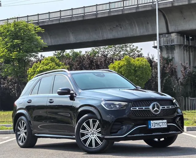 Mercedes-Benz GLE (Imported) 2024 Mise à jour GLE 350 4MATIC Style tendance extérieur photo 3 Mercedes-Benz GLE (Imported) 2024 Mise à jour GLE 350 4MATIC Style tendance extérieur photo 3