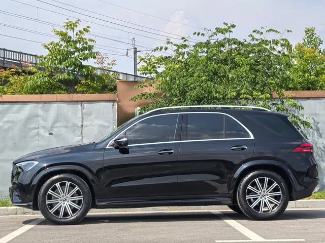 Mercedes-Benz GLE (Imported) 2024 Mise à jour GLE 350 4MATIC Style tendance extérieur photo 6 Mercedes-Benz GLE (Imported) 2024 Mise à jour GLE 350 4MATIC Style tendance extérieur photo 6